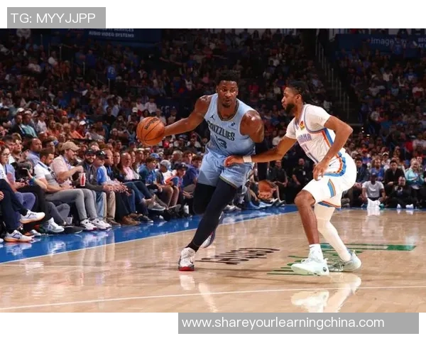 2014年NBA季后赛雷霆与灰熊第三场激战回顾与精彩瞬间分析